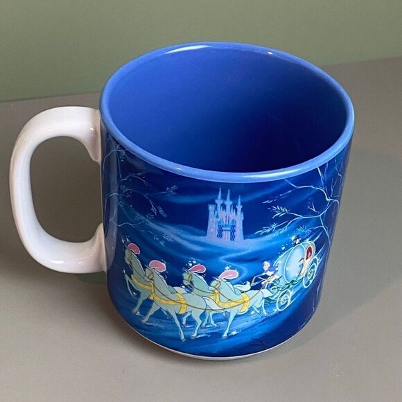 Set of 2 Vintage Disney Princess Coffee Cups - Picture 9 of 11